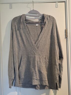 Old Navy Maternity / Nursing Light Gray Hooded Wrap Sweater